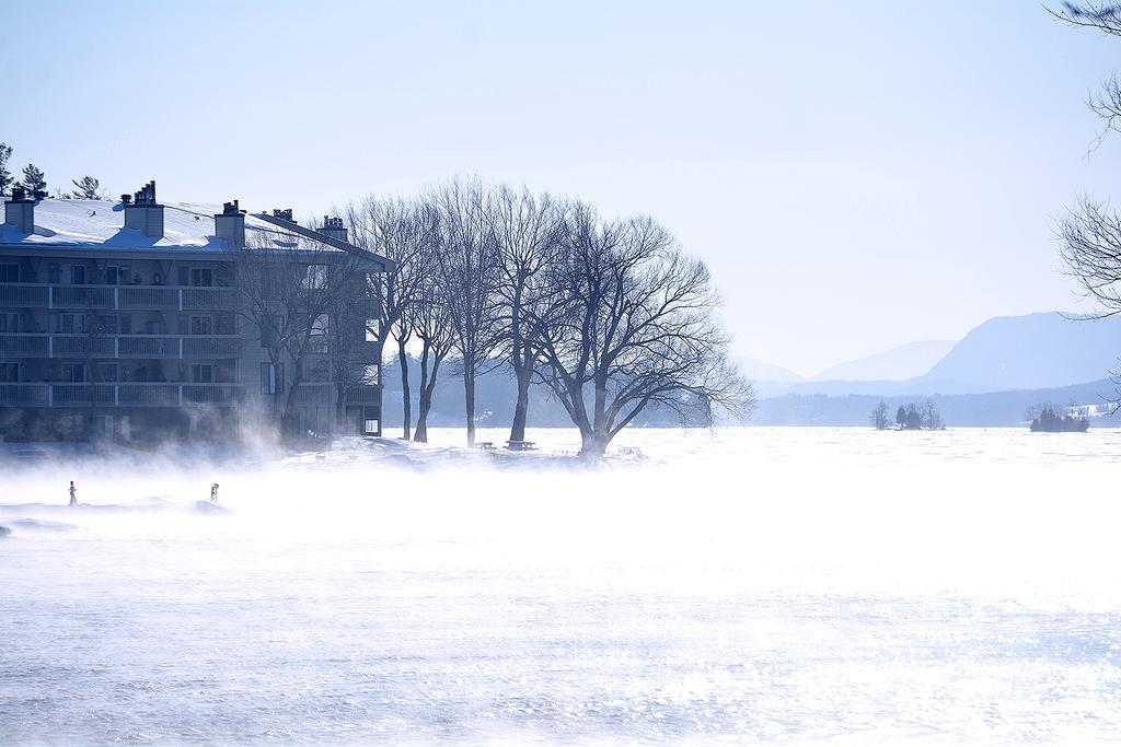 Condos Memphremagog Exterior foto